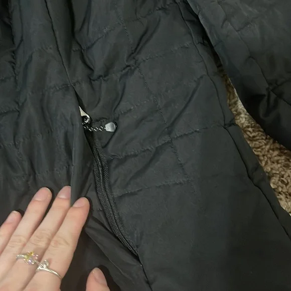 Lands’ End Puffer - Picture 9 of 13